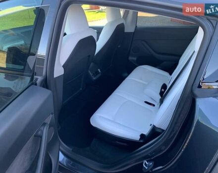 Сірий Тесла Model Y, об'ємом двигуна 0 л та пробігом 6 тис. км за 30900 $, фото 33 на Automoto.ua