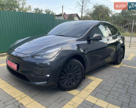 Серый Тесла Model Y, объемом двигателя 0 л и пробегом 1 тыс. км за 32900 $, фото 7 на Automoto.ua