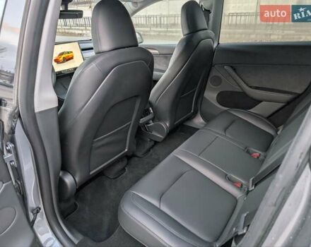 Серый Тесла Model Y, объемом двигателя 0 л и пробегом 6 тыс. км за 42900 $, фото 25 на Automoto.ua