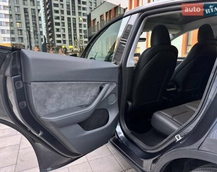 Сірий Тесла Model Y, об'ємом двигуна 0 л та пробігом 27 тис. км за 30900 $, фото 12 на Automoto.ua
