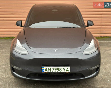 Серый Тесла Model Y, объемом двигателя 0 л и пробегом 2 тыс. км за 35490 $, фото 57 на Automoto.ua