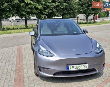 Серый Тесла Model Y, объемом двигателя 0 л и пробегом 5 тыс. км за 37900 $, фото 2 на Automoto.ua