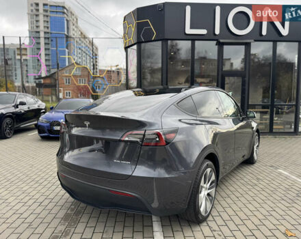 Сірий Тесла Model Y, об'ємом двигуна 0 л та пробігом 25 тис. км за 26999 $, фото 5 на Automoto.ua