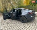 Серый Тесла Model Y, объемом двигателя 0 л и пробегом 26 тыс. км за 31700 $, фото 13 на Automoto.ua