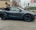 Серый Тесла Model Y, объемом двигателя 0 л и пробегом 23 тыс. км за 28800 $, фото 5 на Automoto.ua