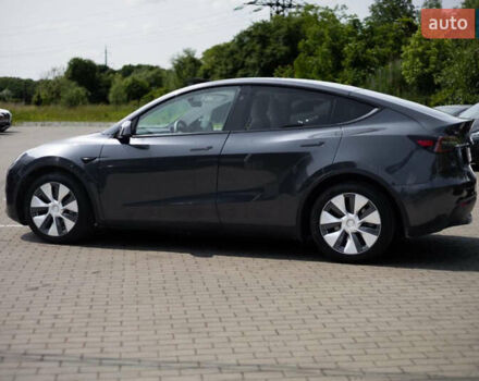 Серый Тесла Model Y, объемом двигателя 0 л и пробегом 22 тыс. км за 26000 $, фото 2 на Automoto.ua