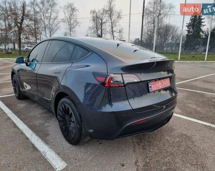 Серый Тесла Model Y, объемом двигателя 0 л и пробегом 24 тыс. км за 30900 $, фото 4 на Automoto.ua