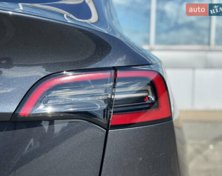 Серый Тесла Model Y, объемом двигателя 0 л и пробегом 1 тыс. км за 35490 $, фото 20 на Automoto.ua