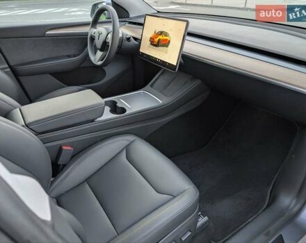 Серый Тесла Model Y, объемом двигателя 0 л и пробегом 6 тыс. км за 42900 $, фото 34 на Automoto.ua