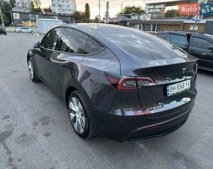 Серый Тесла Model Y, объемом двигателя 0 л и пробегом 6 тыс. км за 29500 $, фото 5 на Automoto.ua