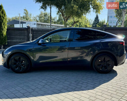 Серый Тесла Model Y, объемом двигателя 0 л и пробегом 12 тыс. км за 29500 $, фото 13 на Automoto.ua