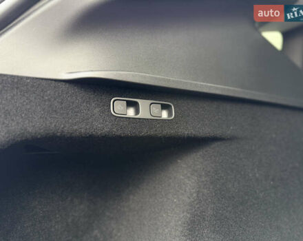 Сірий Тесла Model Y, об'ємом двигуна 0 л та пробігом 13 тис. км за 29999 $, фото 62 на Automoto.ua