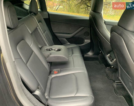 Серый Тесла Model Y, объемом двигателя 0 л и пробегом 14 тыс. км за 32300 $, фото 19 на Automoto.ua