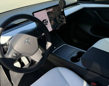 Серый Тесла Model Y, объемом двигателя 0 л и пробегом 11 тыс. км за 33900 $, фото 16 на Automoto.ua