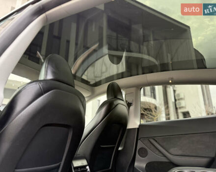 Сірий Тесла Model Y, об'ємом двигуна 0 л та пробігом 13 тис. км за 29999 $, фото 67 на Automoto.ua