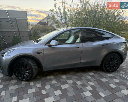 Сірий Тесла Model Y, об'ємом двигуна 0 л та пробігом 12 тис. км за 33300 $, фото 3 на Automoto.ua
