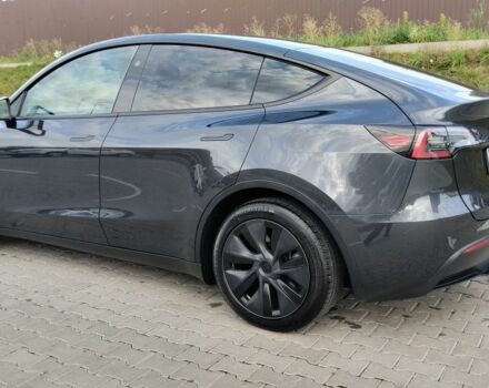 Тесла Model Y 2024 в Тернополе на Automoto.ua Серый Тесла Model Y, объемом двигателя 0 л и пробегом 2 тыс. км за 26000 $, фото 4 на Automoto.ua