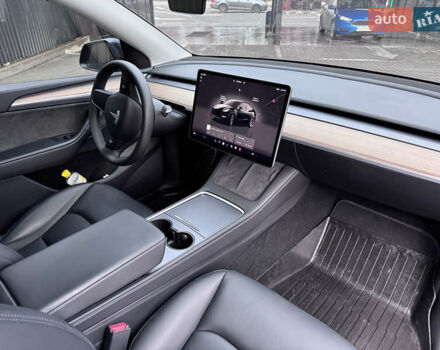 Сірий Тесла Model Y, об'ємом двигуна 0 л та пробігом 21 тис. км за 35000 $, фото 1 на Automoto.ua