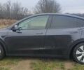 Серый Тесла Model Y, объемом двигателя 0 л и пробегом 25 тыс. км за 28000 $, фото 5 на Automoto.ua