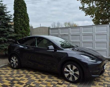 Серый Тесла Model Y, объемом двигателя 0 л и пробегом 18 тыс. км за 30500 $, фото 7 на Automoto.ua