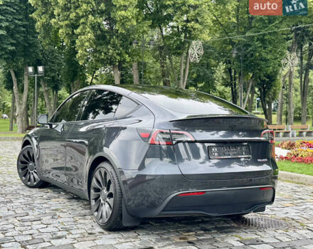 Серый Тесла Model Y, объемом двигателя 0 л и пробегом 7 тыс. км за 33999 $, фото 124 на Automoto.ua