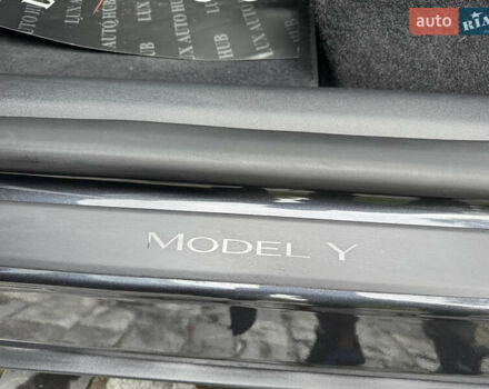 Серый Тесла Model Y, объемом двигателя 0 л и пробегом 7 тыс. км за 33999 $, фото 62 на Automoto.ua