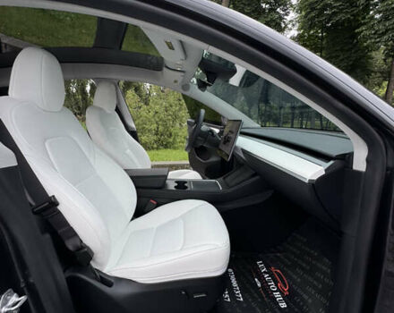 Серый Тесла Model Y, объемом двигателя 0 л и пробегом 7 тыс. км за 33999 $, фото 49 на Automoto.ua