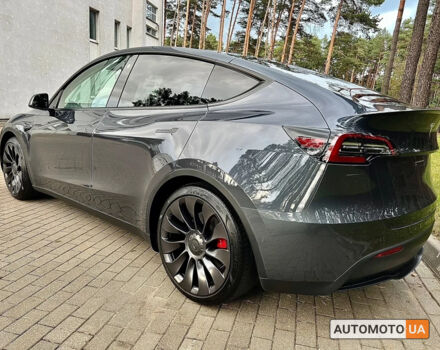Серый Тесла Model Y, объемом двигателя 0 л и пробегом 0 тыс. км за 51990 $, фото 6 на Automoto.ua