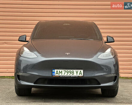 Серый Тесла Model Y, объемом двигателя 0 л и пробегом 2 тыс. км за 35490 $, фото 2 на Automoto.ua