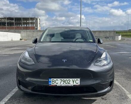 Серый Тесла Model Y, объемом двигателя 0 л и пробегом 20 тыс. км за 25000 $, фото 1 на Automoto.ua