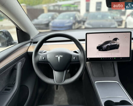 Сірий Тесла Model Y, об'ємом двигуна 0 л та пробігом 4 тис. км за 28400 $, фото 32 на Automoto.ua