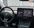 Серый Тесла Model Y, объемом двигателя 0 л и пробегом 13 тыс. км за 37500 $, фото 9 на Automoto.ua