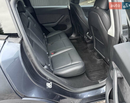 Сірий Тесла Model Y, об'ємом двигуна 0 л та пробігом 21 тис. км за 35000 $, фото 2 на Automoto.ua