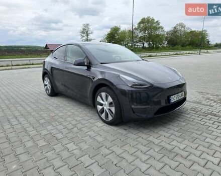 Серый Тесла Model Y, объемом двигателя 0 л и пробегом 7 тыс. км за 28400 $, фото 4 на Automoto.ua