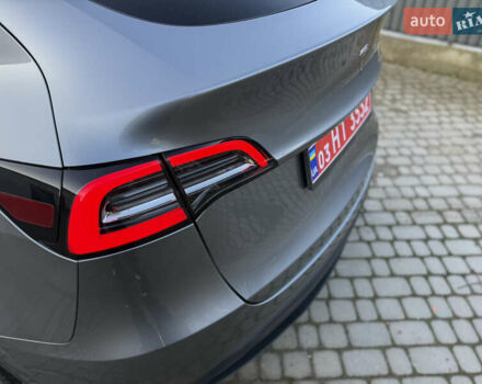 Серый Тесла Model Y, объемом двигателя 0 л и пробегом 9 тыс. км за 19800 $, фото 8 на Automoto.ua