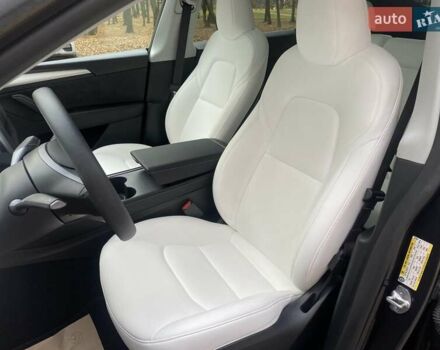 Сірий Тесла Model Y, об'ємом двигуна 0 л та пробігом 33 тис. км за 31000 $, фото 9 на Automoto.ua