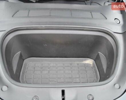 Сірий Тесла Model Y, об'ємом двигуна 0 л та пробігом 16 тис. км за 32000 $, фото 22 на Automoto.ua