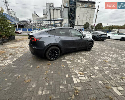 Серый Тесла Model Y, объемом двигателя 0 л и пробегом 8 тыс. км за 31999 $, фото 8 на Automoto.ua