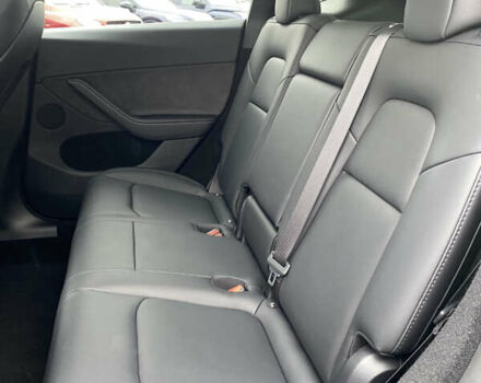 Серый Тесла Model Y, объемом двигателя 0 л и пробегом 25 тыс. км за 33900 $, фото 29 на Automoto.ua