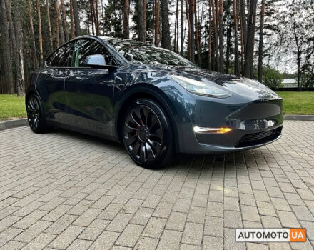 Серый Тесла Model Y, объемом двигателя 0 л и пробегом 0 тыс. км за 51990 $, фото 3 на Automoto.ua