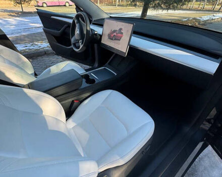 Серый Тесла Model Y, объемом двигателя 0 л и пробегом 9 тыс. км за 29500 $, фото 85 на Automoto.ua