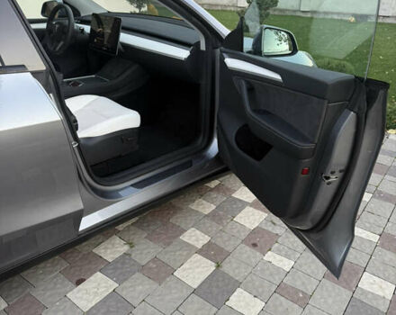 Сірий Тесла Model Y, об'ємом двигуна 0 л та пробігом 12 тис. км за 33300 $, фото 16 на Automoto.ua