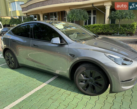 Серый Тесла Model Y, объемом двигателя 0 л и пробегом 7 тыс. км за 35500 $, фото 2 на Automoto.ua