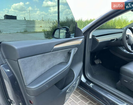 Тесла Model Y 2024 в Ровно на Automoto.ua Серый Тесла Model Y, объемом двигателя 0 л и пробегом 6 тыс. км за 35999 $, фото 28 на Automoto.ua