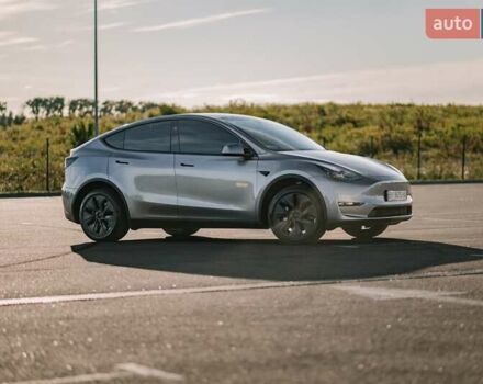 Серый Тесла Model Y, объемом двигателя 0 л и пробегом 6 тыс. км за 33500 $, фото 36 на Automoto.ua