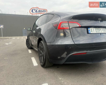 Серый Тесла Model Y, объемом двигателя 0 л и пробегом 12 тыс. км за 41000 $, фото 7 на Automoto.ua