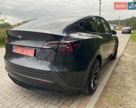 Серый Тесла Model Y, объемом двигателя 0 л и пробегом 12 тыс. км за 30800 $, фото 4 на Automoto.ua