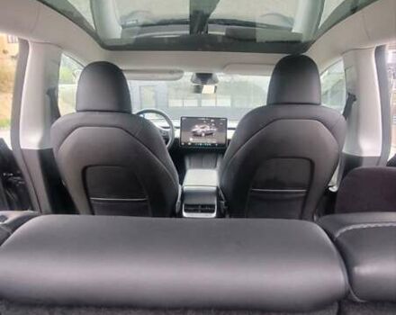 Серый Тесла Model Y, объемом двигателя 0 л и пробегом 30 тыс. км за 29999 $, фото 12 на Automoto.ua