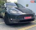 Серый Тесла Model Y, объемом двигателя 0 л и пробегом 1 тыс. км за 32900 $, фото 1 на Automoto.ua