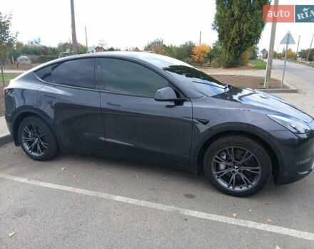 Серый Тесла Model Y, объемом двигателя 0 л и пробегом 5 тыс. км за 27200 $, фото 7 на Automoto.ua